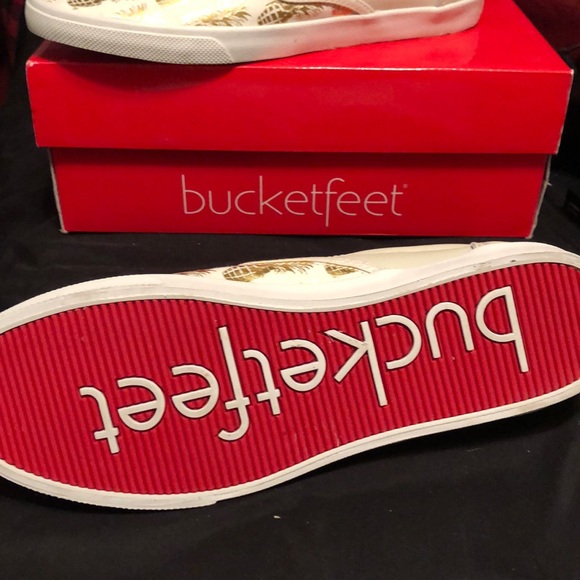 Brand new Pineapple Slip Ons - Picture 3 of 4